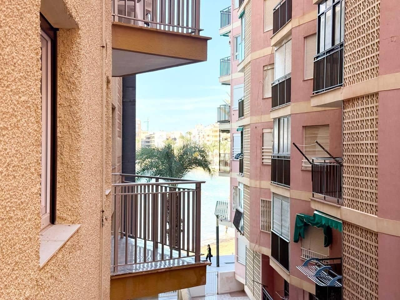 2 soveværelse Lejlighed til salg i Torrevieja - € 249.000 (Ref: 10175248)