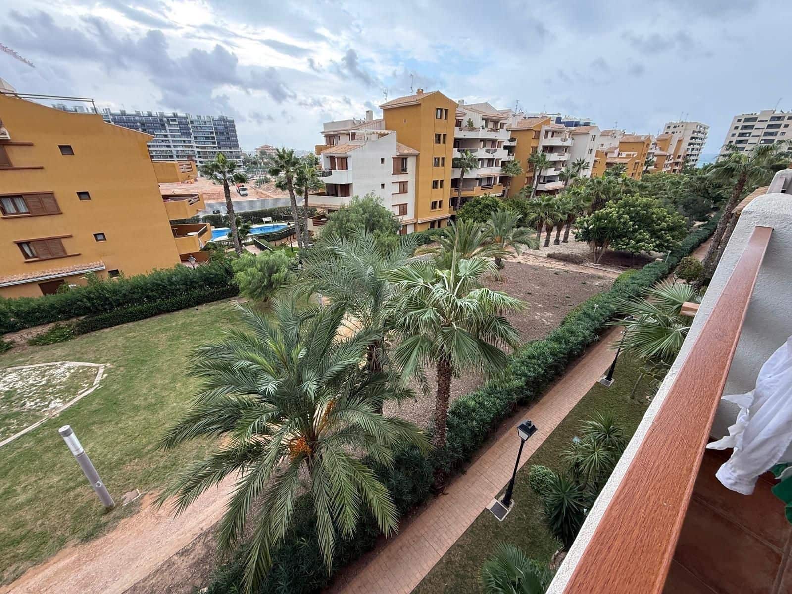 2 soverom Leilighet til salgs i Punta Prima med svømmebasseng garasje - € 279 900 (Ref: 10175249)