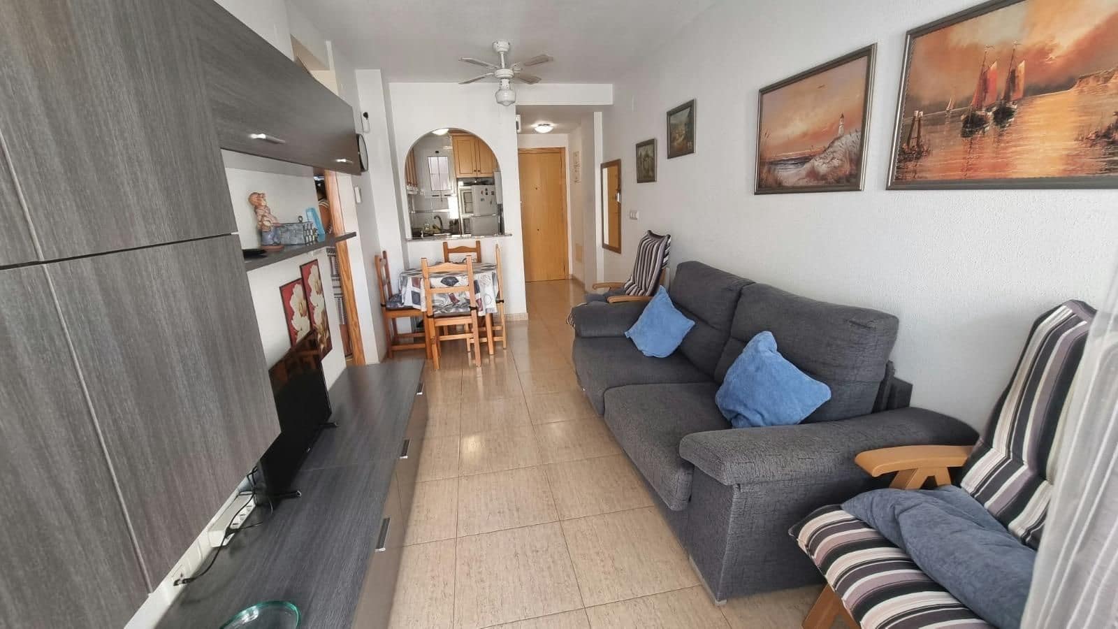 2 soverom Leilighet til salgs i Torrevieja med svømmebasseng garasje - € 123 000 (Ref: 10175251)
