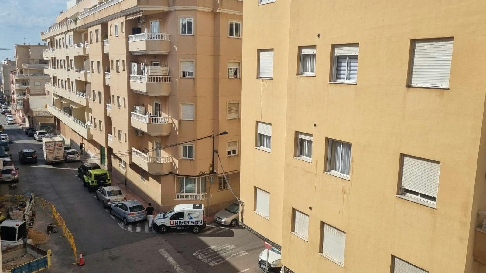 2 soverom Leilighet til salgs i Torrevieja med svømmebasseng garasje - € 123 000 (Ref: 10175251)