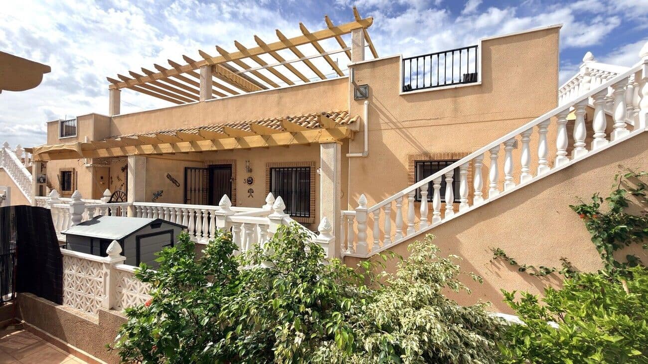 Adosado de 2 habitaciones en Filipinas en venta - 175.000 € (Ref: 10175256)