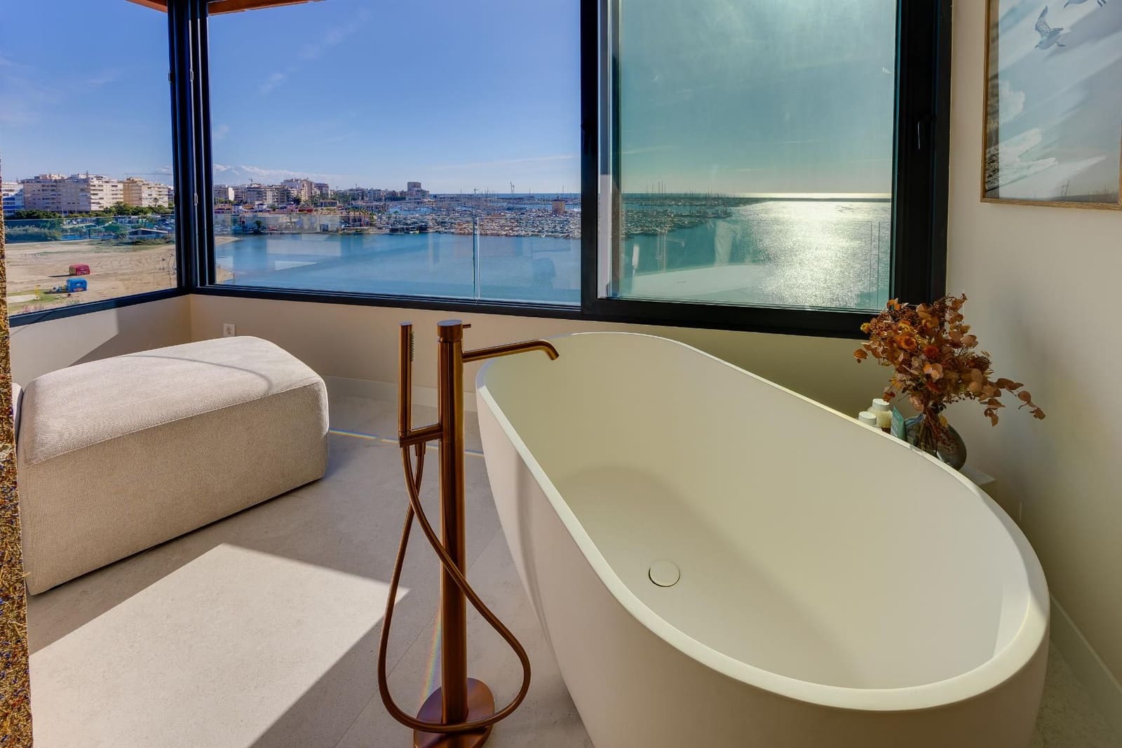 2 soveværelse Lejlighed til salg i Torrevieja med swimmingpool - € 550.000 (Ref: 10183070)