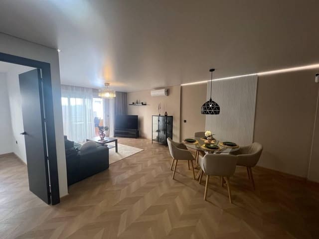 3 bedroom Apartment for sale in Torrevieja - € 259,000 (Ref: 10185109)