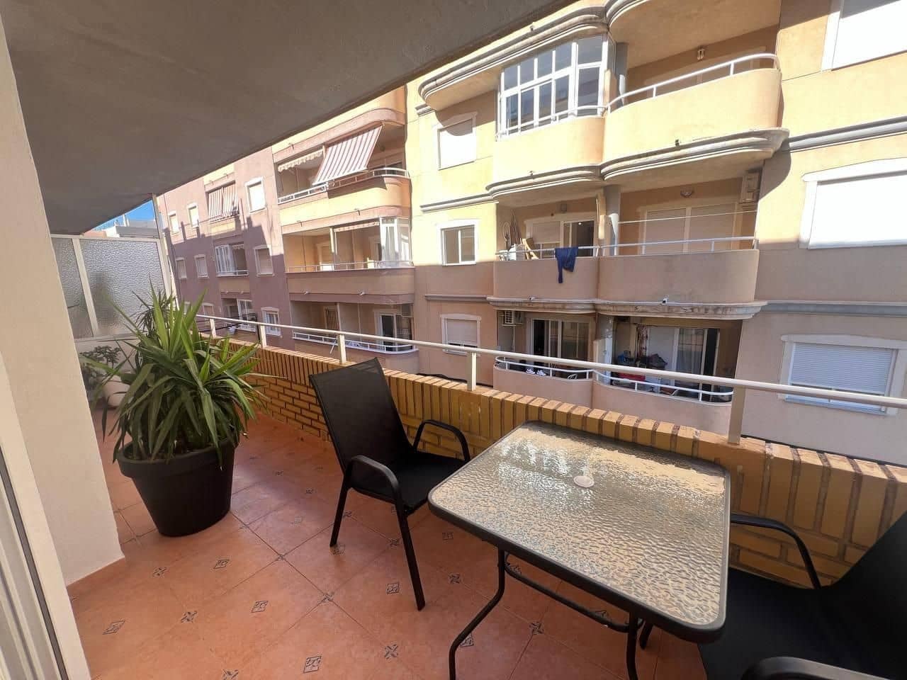 3 bedroom Apartment for sale in Torrevieja - € 259,000 (Ref: 10185109)