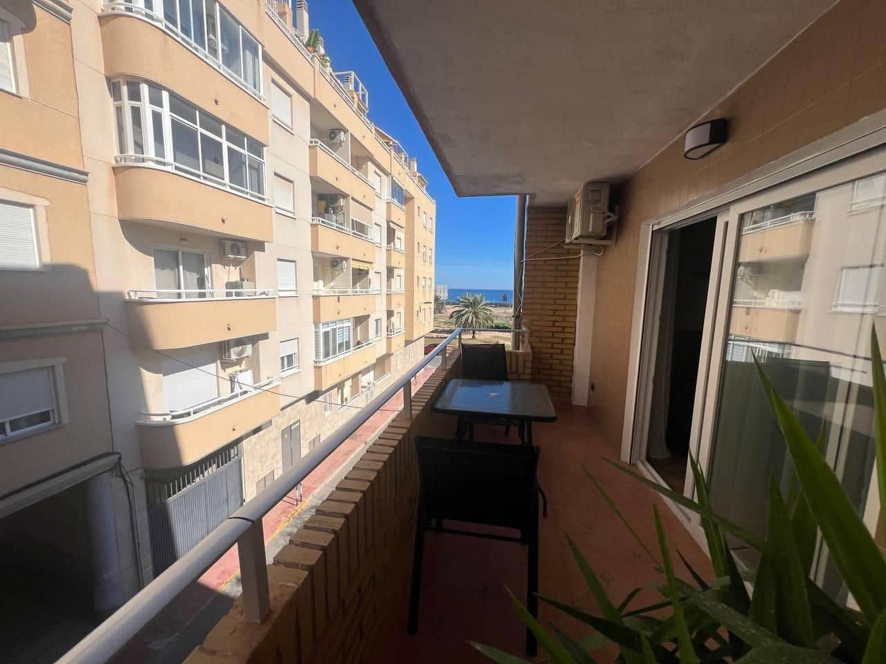 3 bedroom Apartment for sale in Torrevieja - € 259,000 (Ref: 10185109)