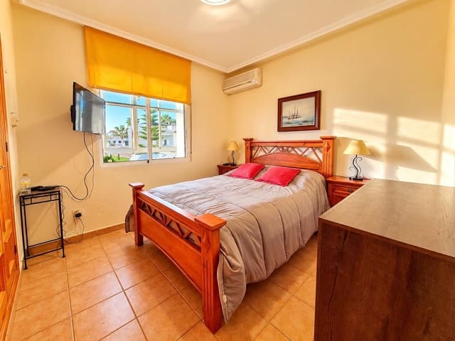 2 Zimmer Apartment zu verkaufen in Torreblanca, Torrevieja mit Pool Garage - 169.000 € (Ref: 10185116)