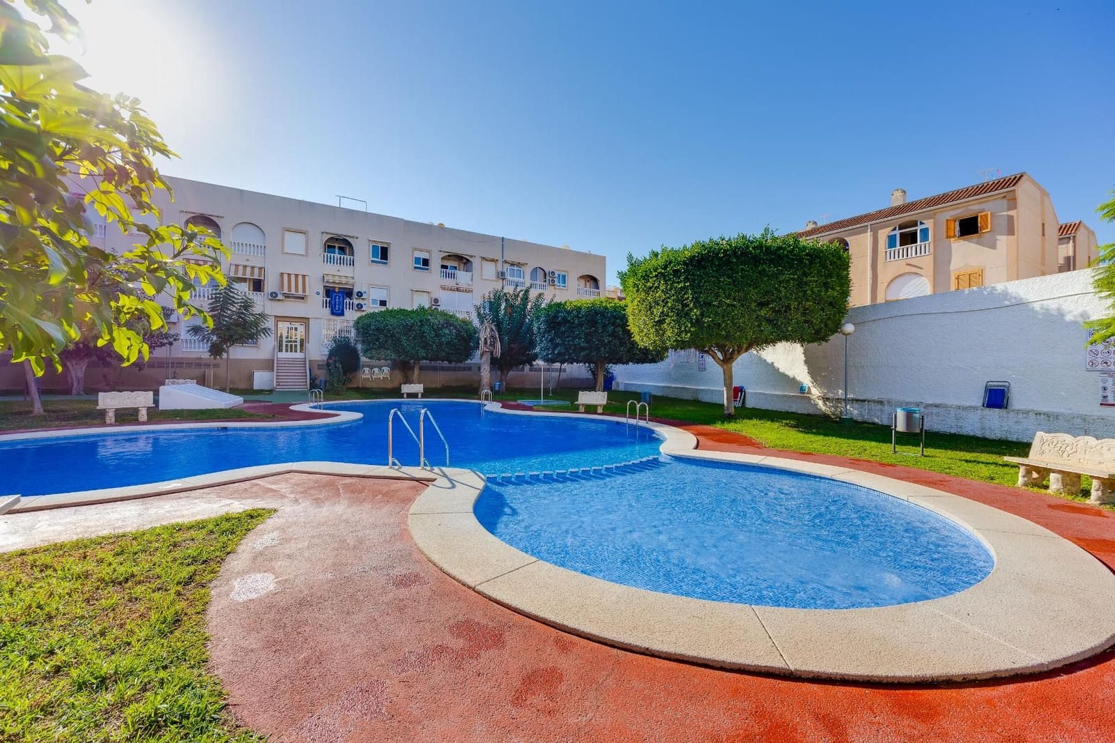 2 quarto Penthouse para venda em Torrevieja com piscina garagem - 159 900 € (Ref: 10185121)