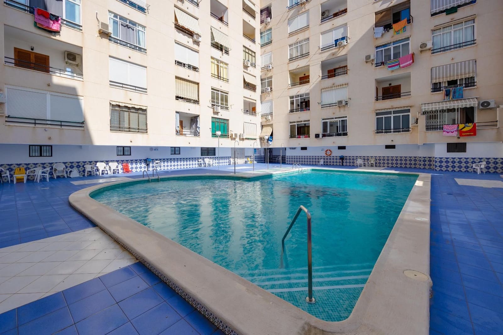 1 Zimmer Apartment zu verkaufen in Torrevieja mit Pool - 129.990 € (Ref: 10185124)
