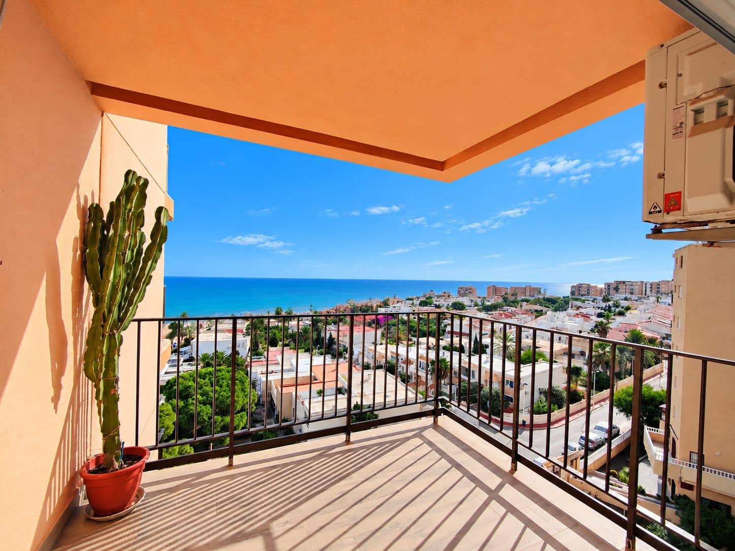 Apartamento de 2 habitaciones en La Mata en venta con garaje - 249.990 € (Ref: 10185139)