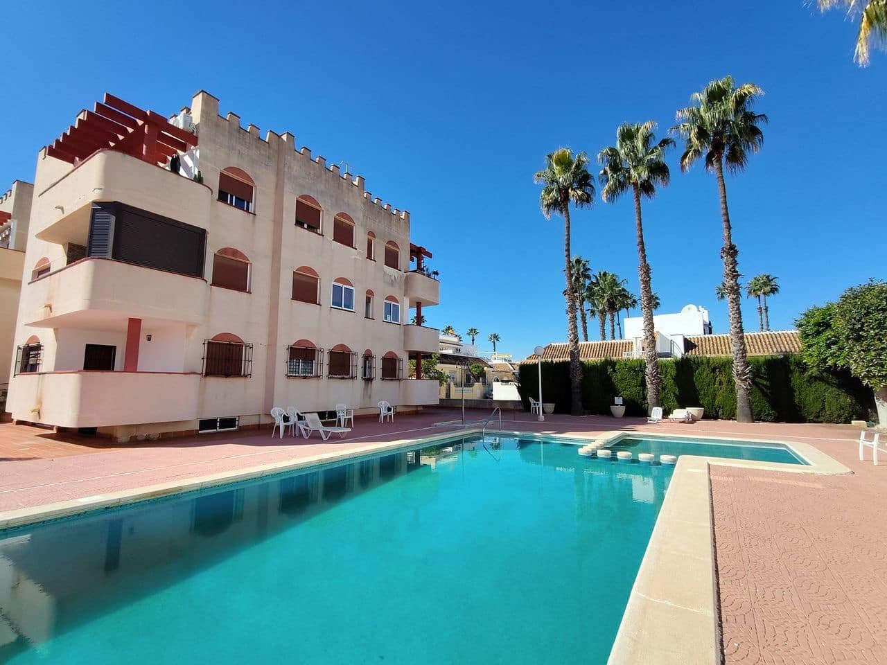 2 Zimmer Apartment zu verkaufen in Los Alcazares mit Pool Garage - 179.900 € (Ref: 10185142)