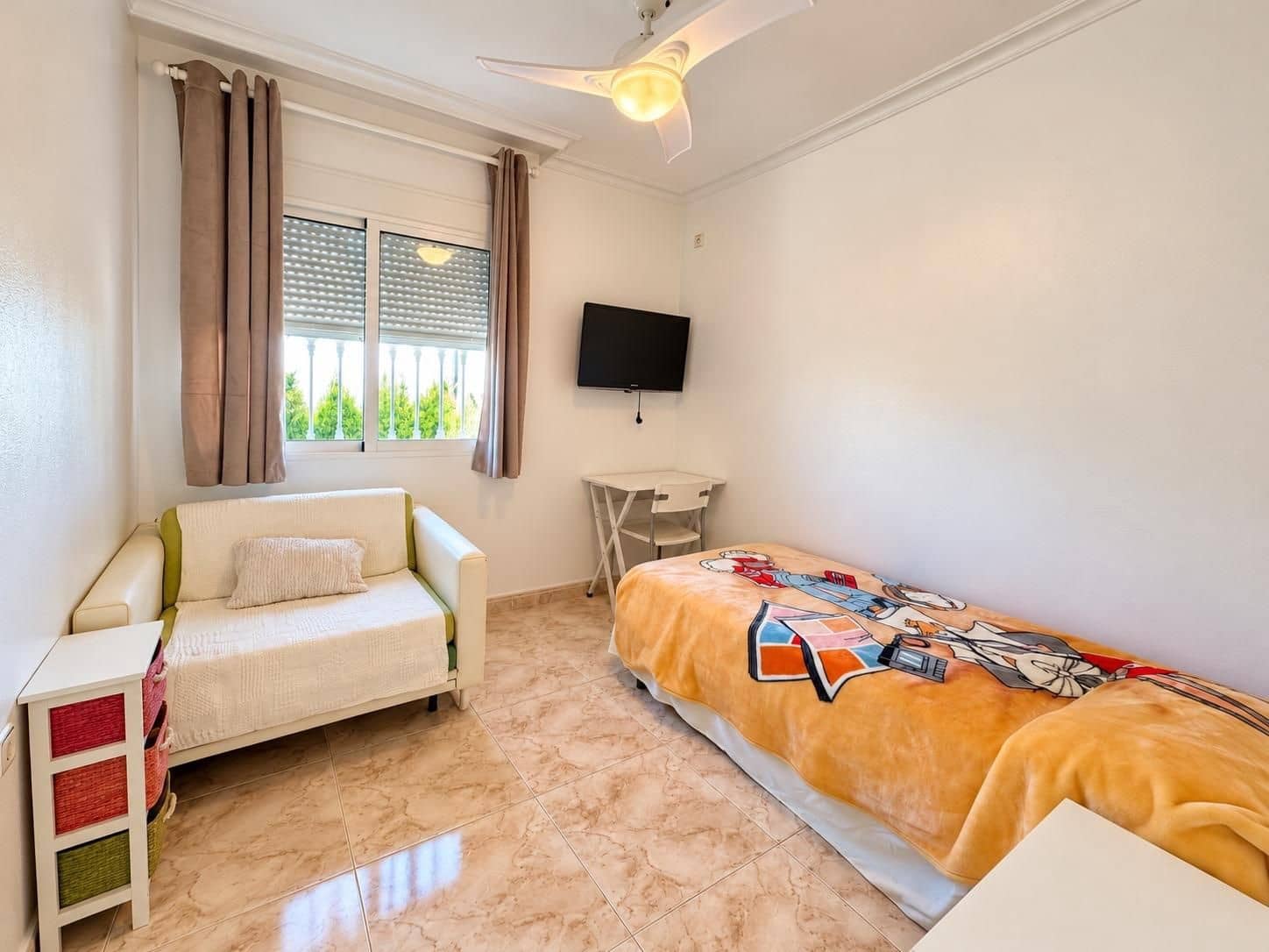 4 soveværelse Villa til salg i Torrevieja med swimmingpool garage - € 629.900 (Ref: 10185143)