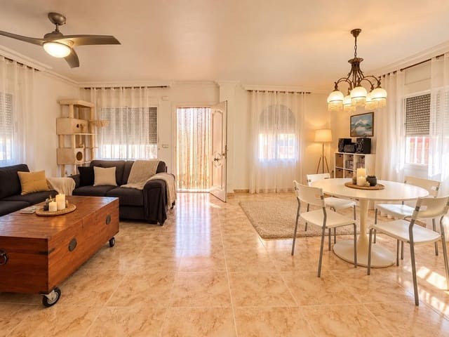 4 soveværelse Villa til salg i Los Balcones - Los Altos, Torrevieja med swimmingpool garage - € 629.900 (Ref: 10185143)