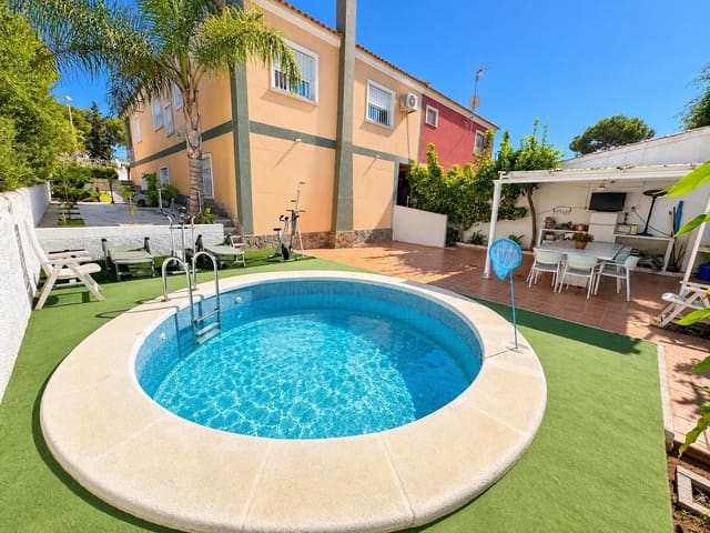4 soveværelse Villa til salg i Los Balcones - Los Altos, Torrevieja med swimmingpool garage - € 629.900 (Ref: 10185143)