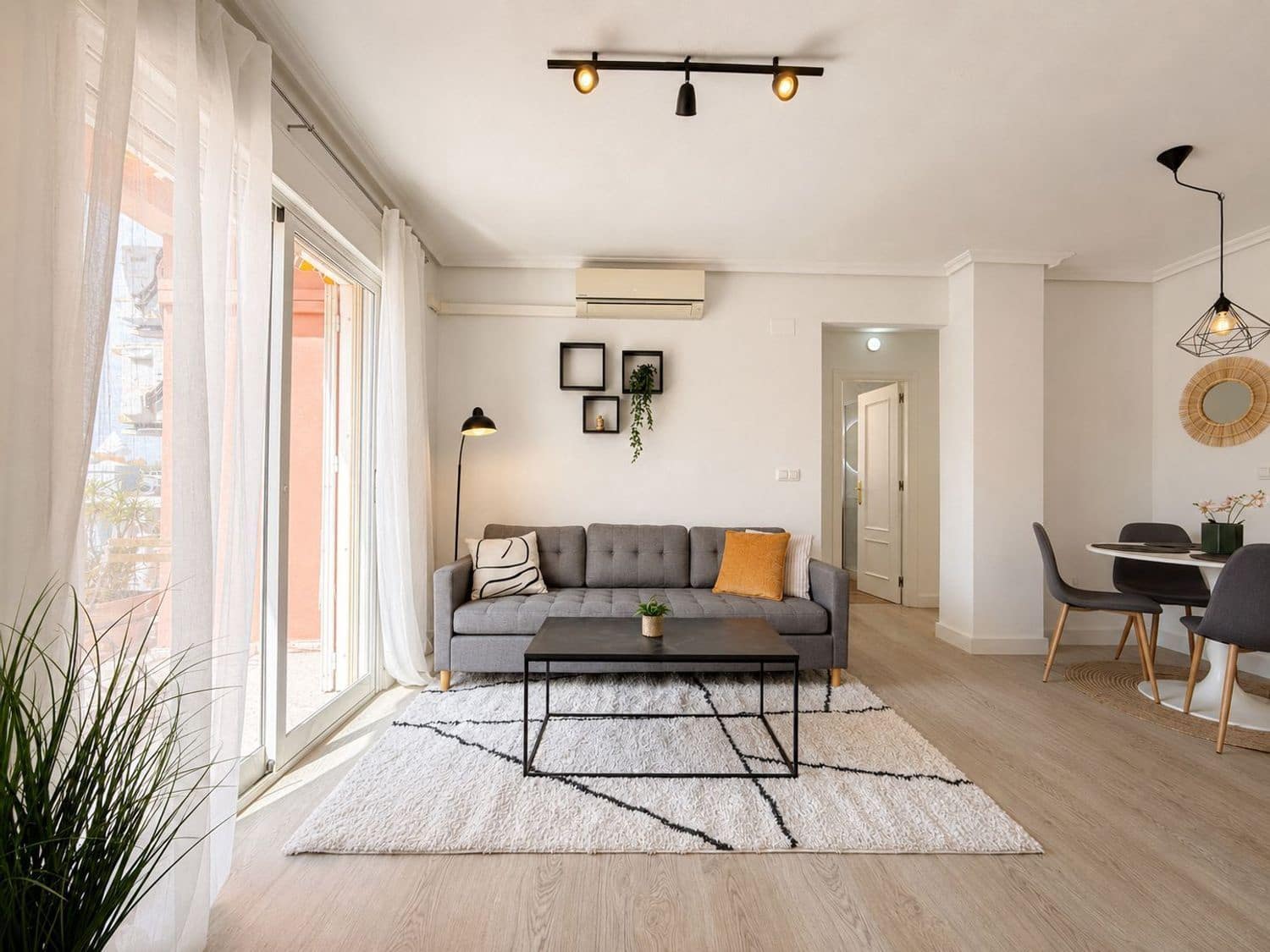 2 slaapkamer Appartement te koop in Filipinas met zwembad - € 189.000 (Ref: 10187280)