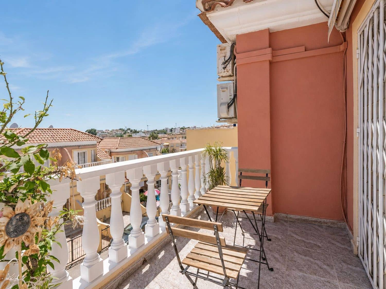 2 slaapkamer Appartement te koop in Filipinas met zwembad - € 189.000 (Ref: 10187280)
