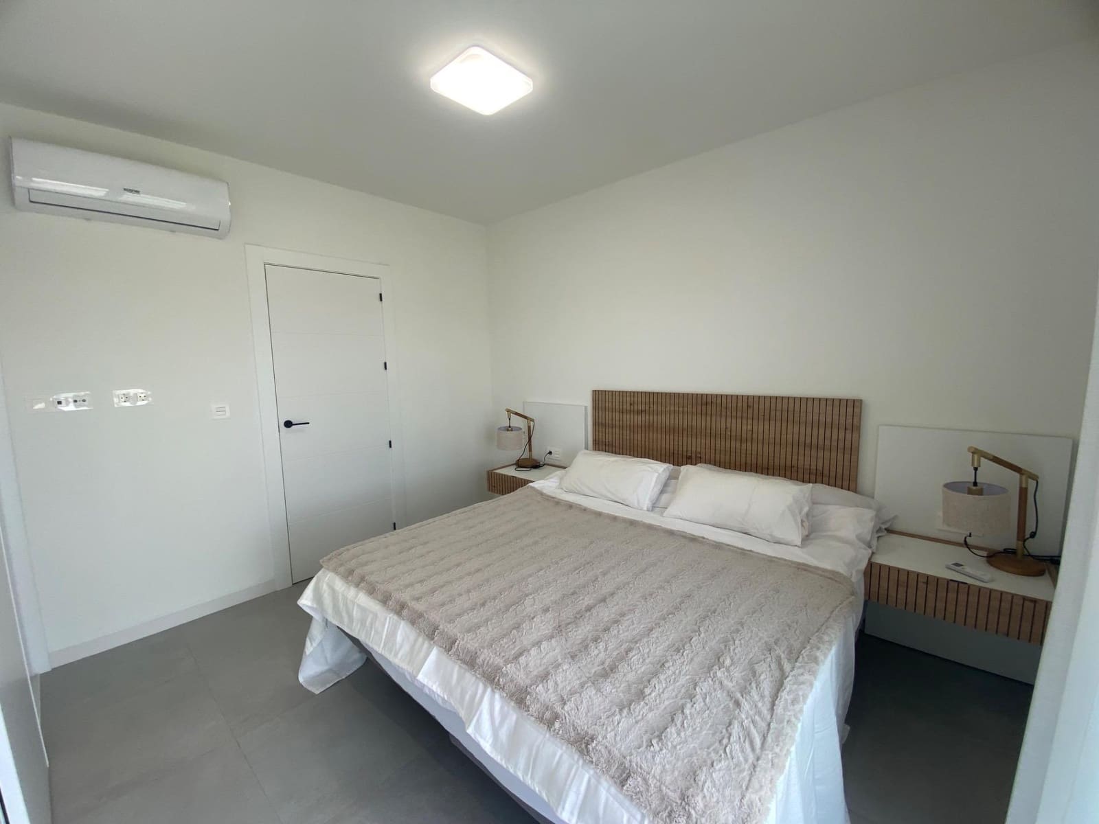 3 makuuhuone Huvila myytävänä paikassa Roldan mukana uima-altaan - 373 900 € (Ref: 8638549)