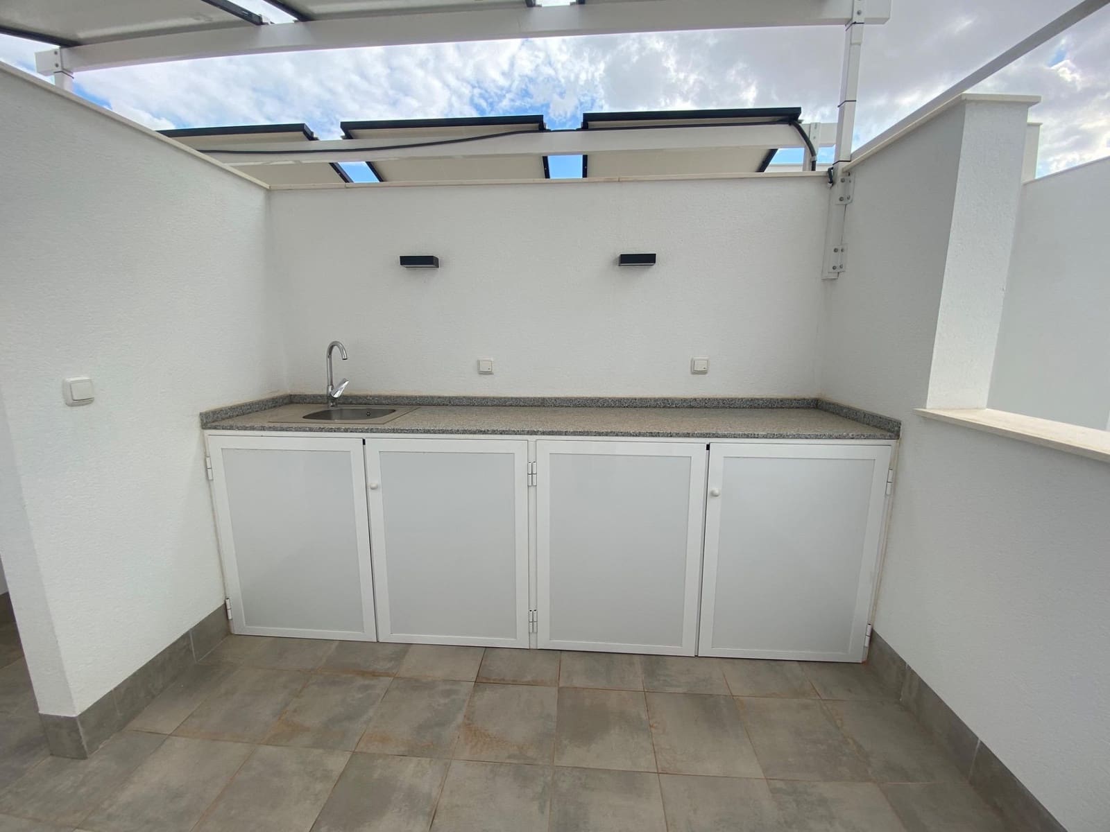 3 makuuhuone Huvila myytävänä paikassa Roldan mukana uima-altaan - 373 900 € (Ref: 8638549)