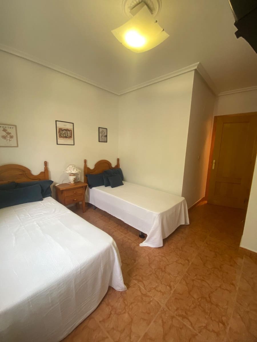 4 sovrum Lägenhet till salu i Torre de la Horadada - 249 000 € (Ref: 8841092)