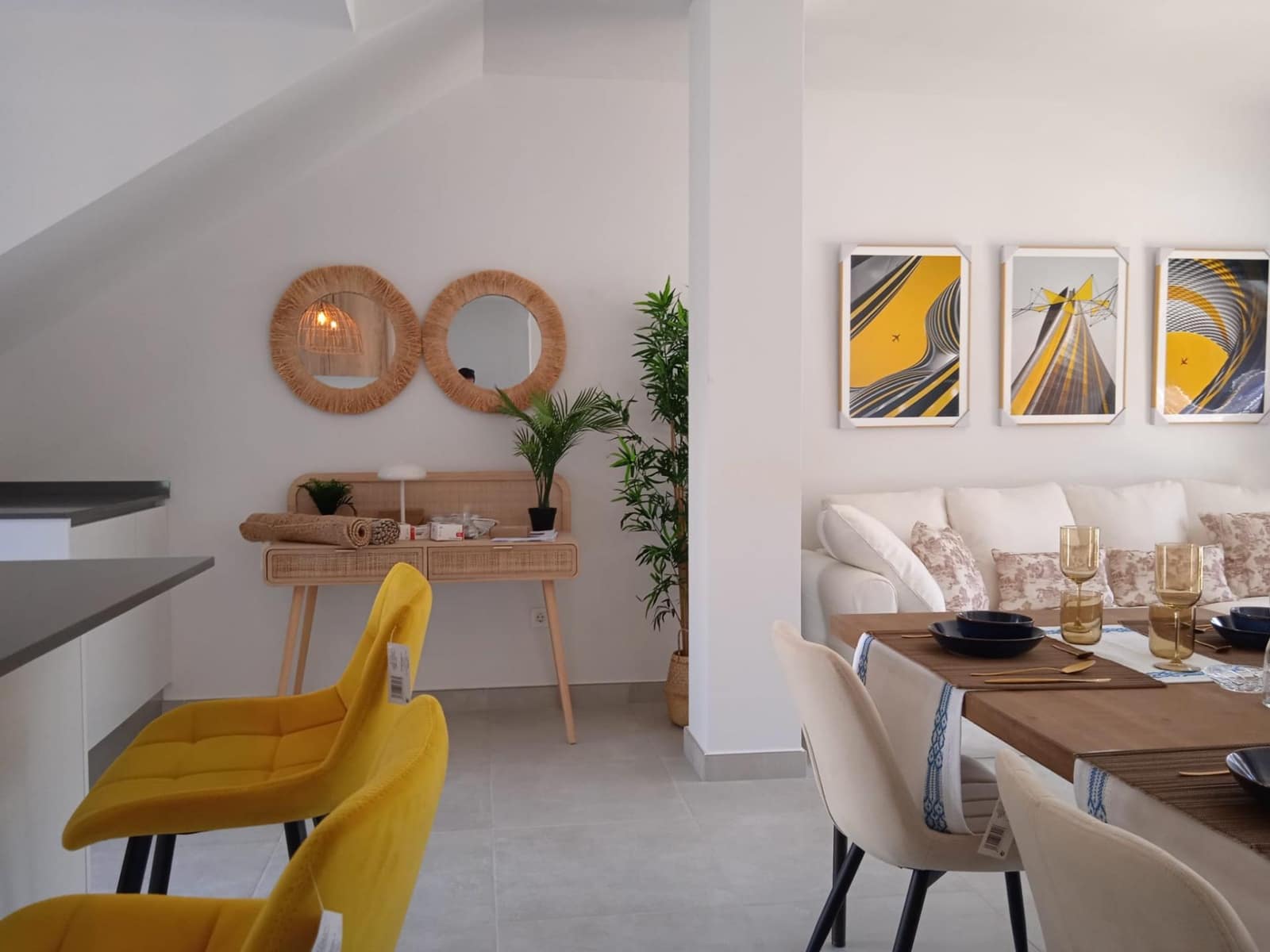 2 bedroom Apartment for sale in Orihuela Costa with pool - € 239,000 (Ref: 9236742)