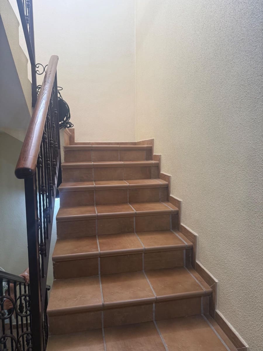 3 bedroom Townhouse for sale in Avileses with garage - € 240,000 (Ref: 9359758)