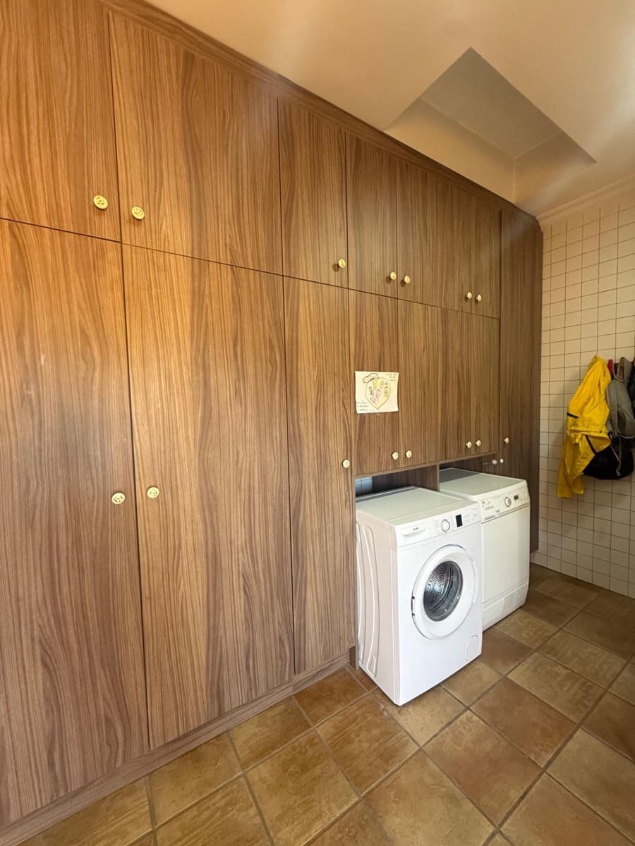 3 bedroom Townhouse for sale in Avileses with garage - € 240,000 (Ref: 9359758)