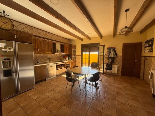 Casa de 3 habitaciones en Avileses, Murcia ciudad en venta con garaje - 240.000 € (Ref: 9359758)