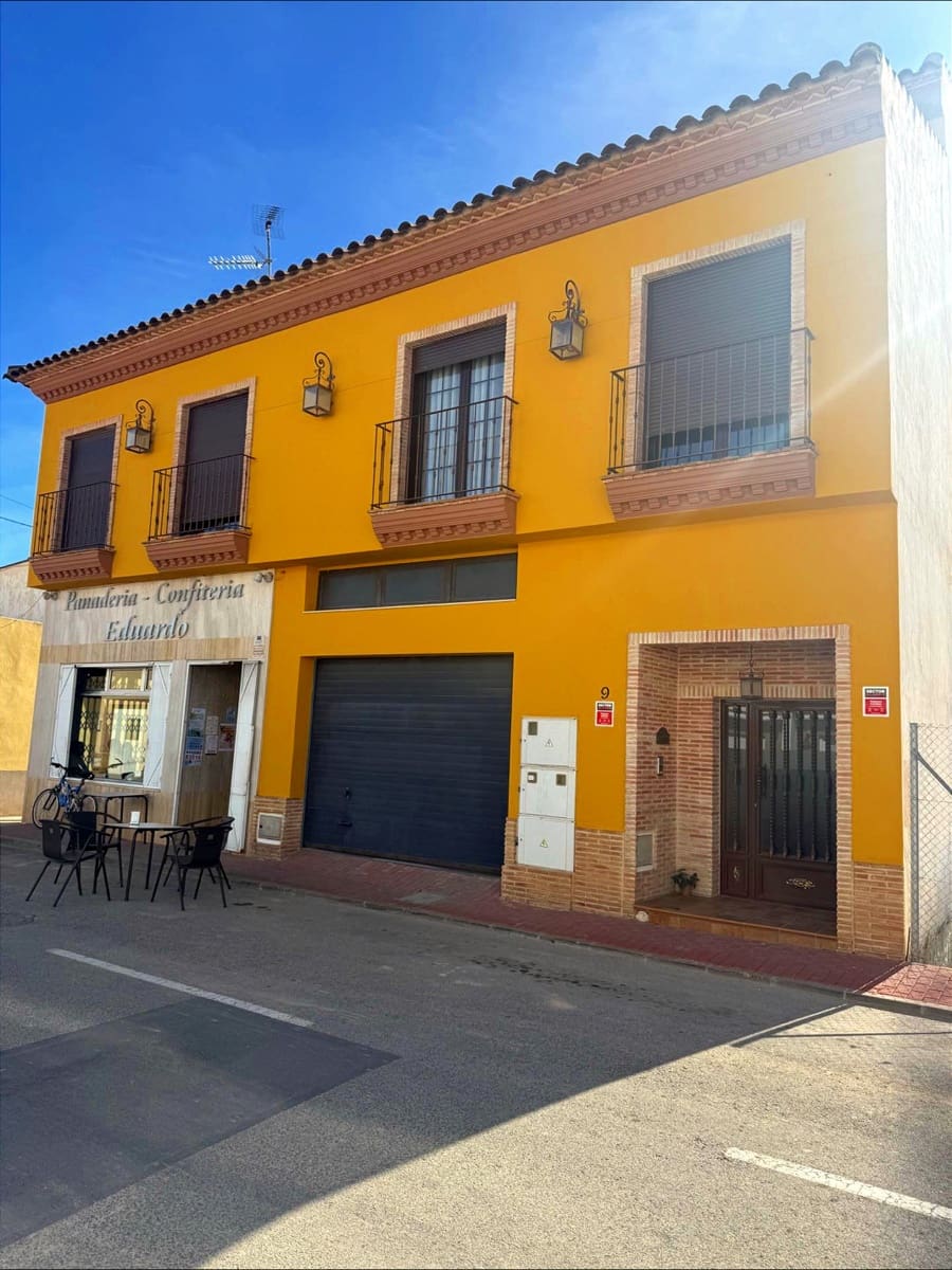 3 bedroom Townhouse for sale in Avileses with garage - € 240,000 (Ref: 9359758)