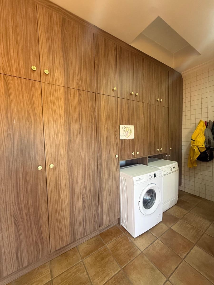 3 bedroom Townhouse for sale in Avileses with garage - € 240,000 (Ref: 9359758)