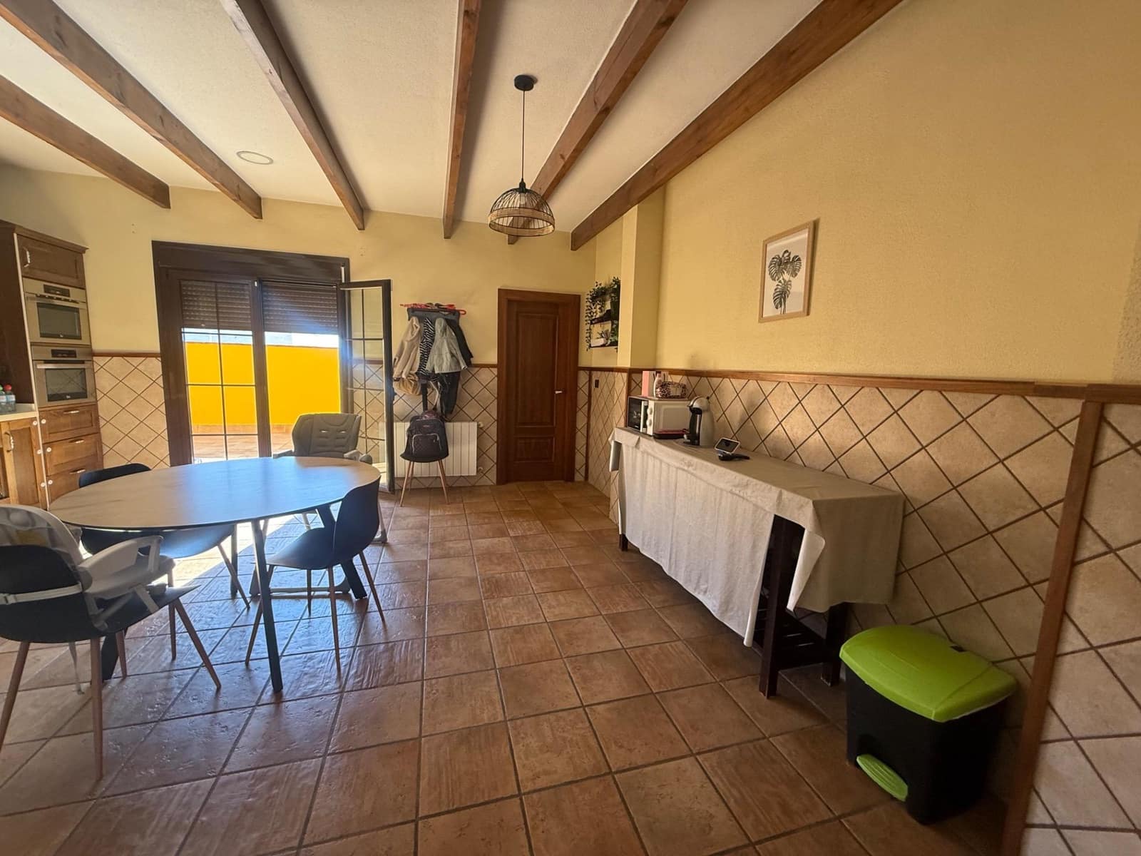 3 bedroom Townhouse for sale in Avileses with garage - € 240,000 (Ref: 9359758)