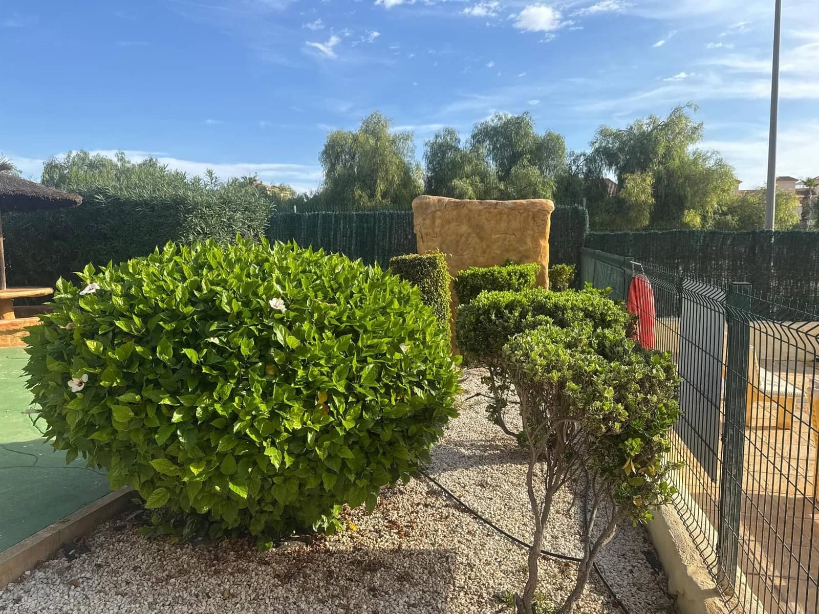 2 bedroom Bungalow for sale in La Florida with pool - € 139,500 (Ref: 9388116)