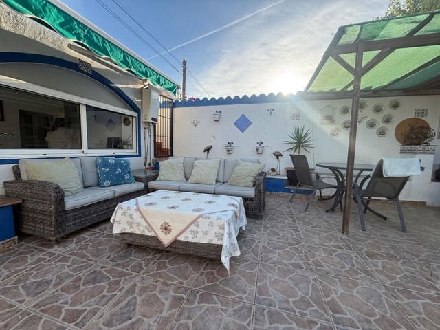 4 soveværelse Finca/Landehus til salg i Pinar de Campoverde, Pilar de la Horadada med swimmingpool - € 340.000 (Ref: 9398662)