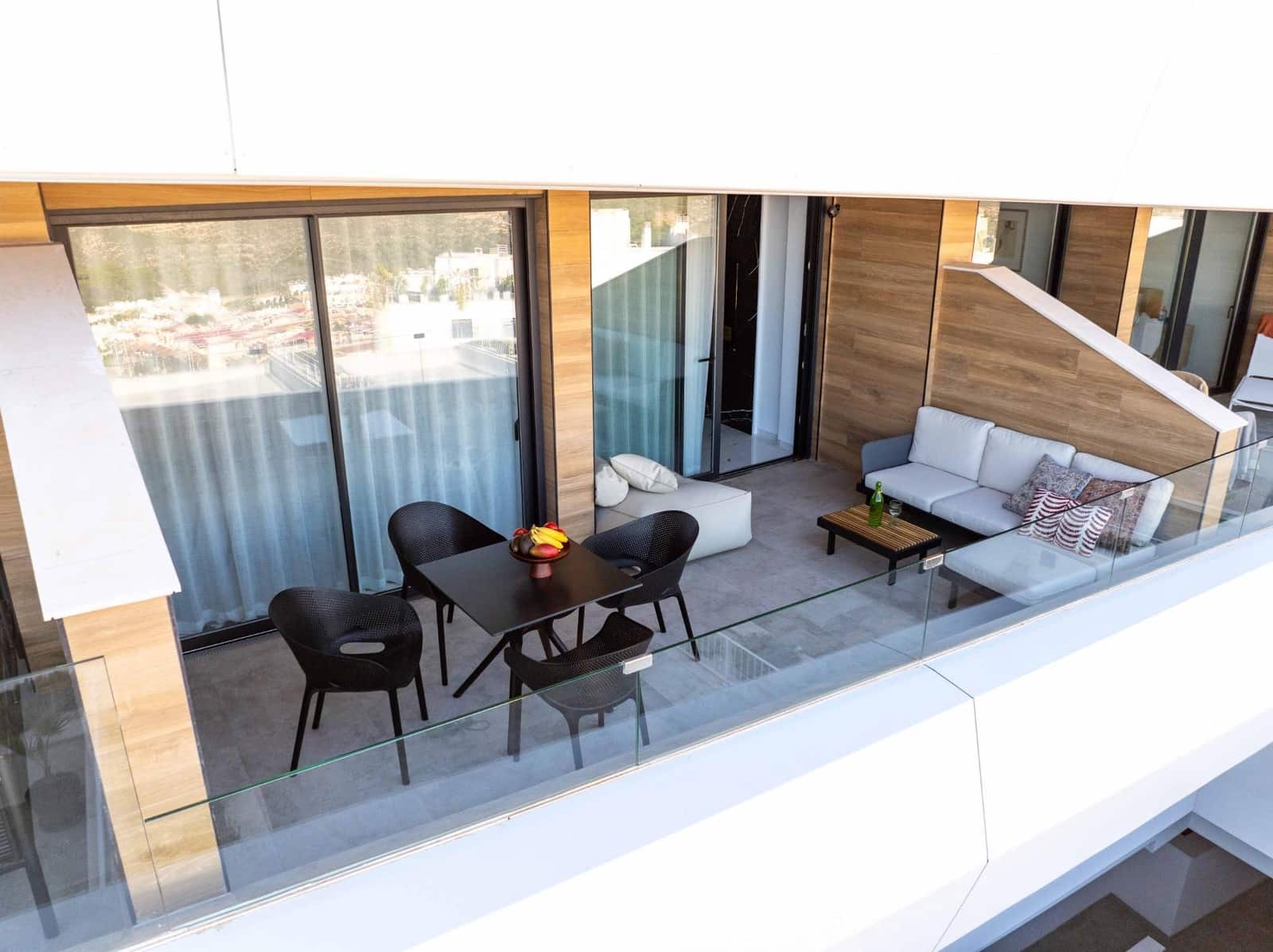 3 sypialnia Penthouse na sprzedaż w Gran Alacant z basenem garażem - 549 000 € (Ref: 9437577)