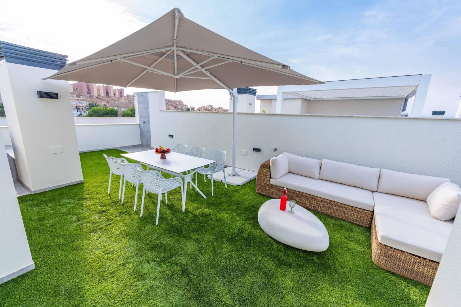 3 sypialnia Penthouse na sprzedaż w Gran Alacant z basenem garażem - 549 000 € (Ref: 9437577)