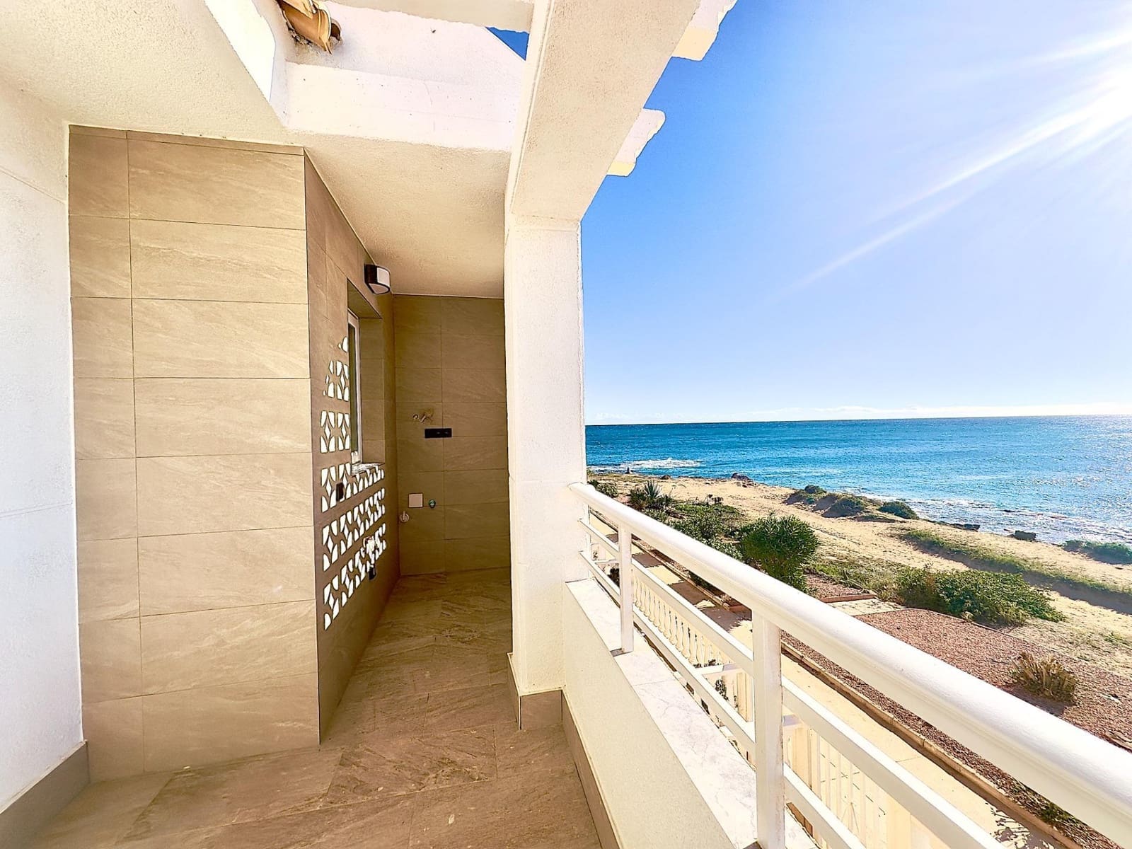 2 chambre Appartement à vendre à Torrevieja avec piscine - 359 900 € (Ref: 9437578)