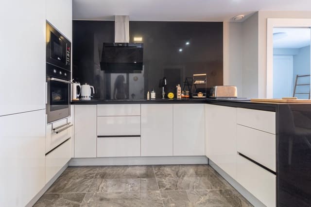 2 soveværelse Lejlighed til salg i La Florida, Orihuela med swimmingpool garage - € 269.000 (Ref: 9437583)