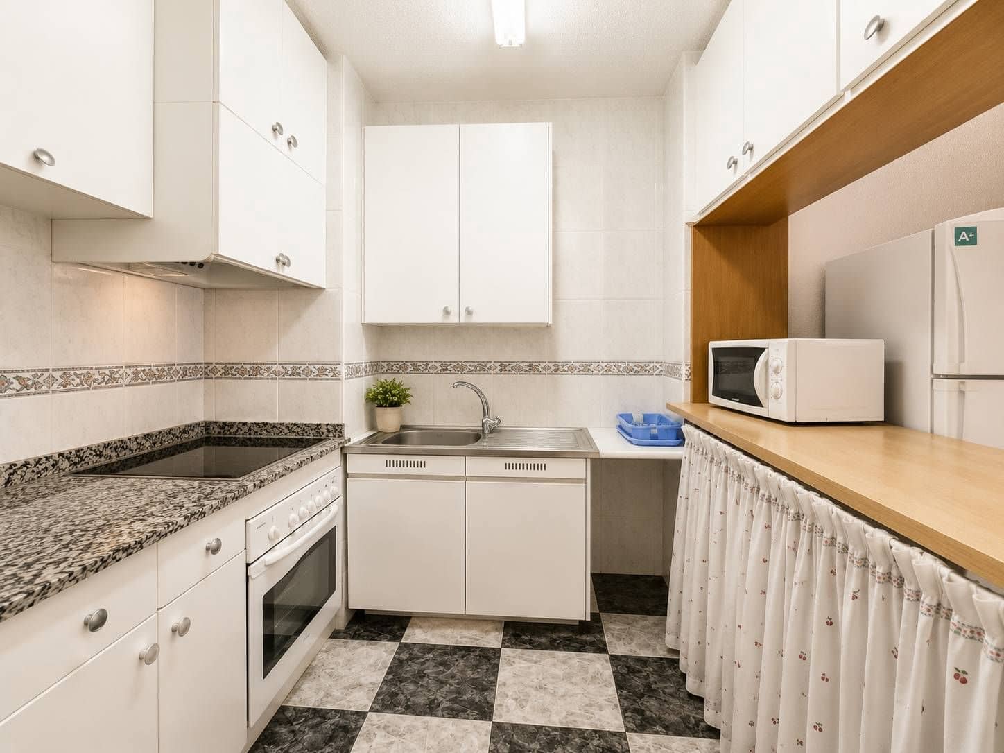 1 bedroom Apartment for sale in La Manga del Mar Menor - € 135,000 (Ref: 9509143)