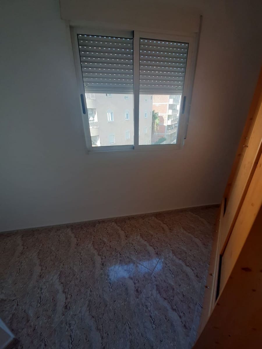 2 soverom Leilighet til salgs i Torrevieja - € 130 000 (Ref: 9509147)