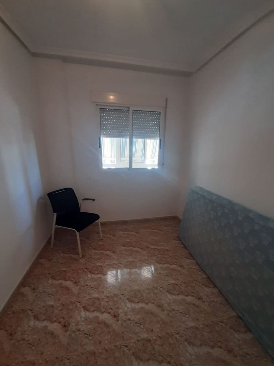 2 soverom Leilighet til salgs i Torrevieja - € 130 000 (Ref: 9509147)