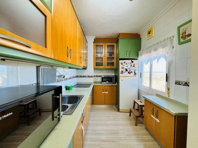 3 sovrum Takvåning till salu i Guardamar del Segura med pool - 470 000 € (Ref: 9690986)