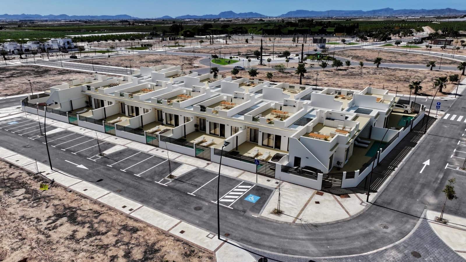 2 bedroom Villa for sale in Roda de Bara with pool - € 314,900 (Ref: 9691015)