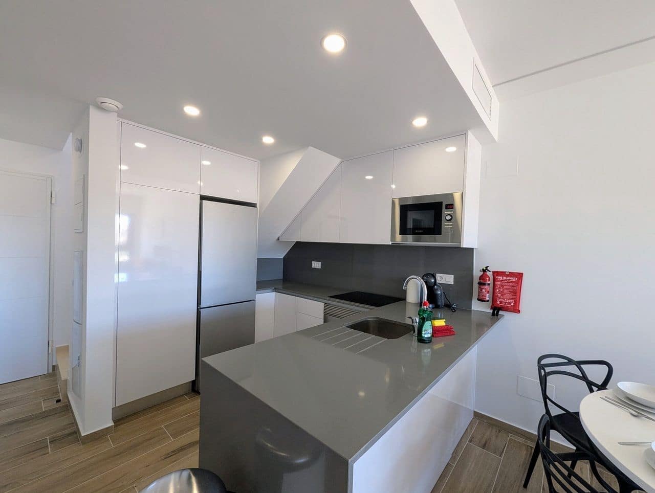 2 chambre Penthouse à vendre à Filipinas - 310 000 € (Ref: 9691059)