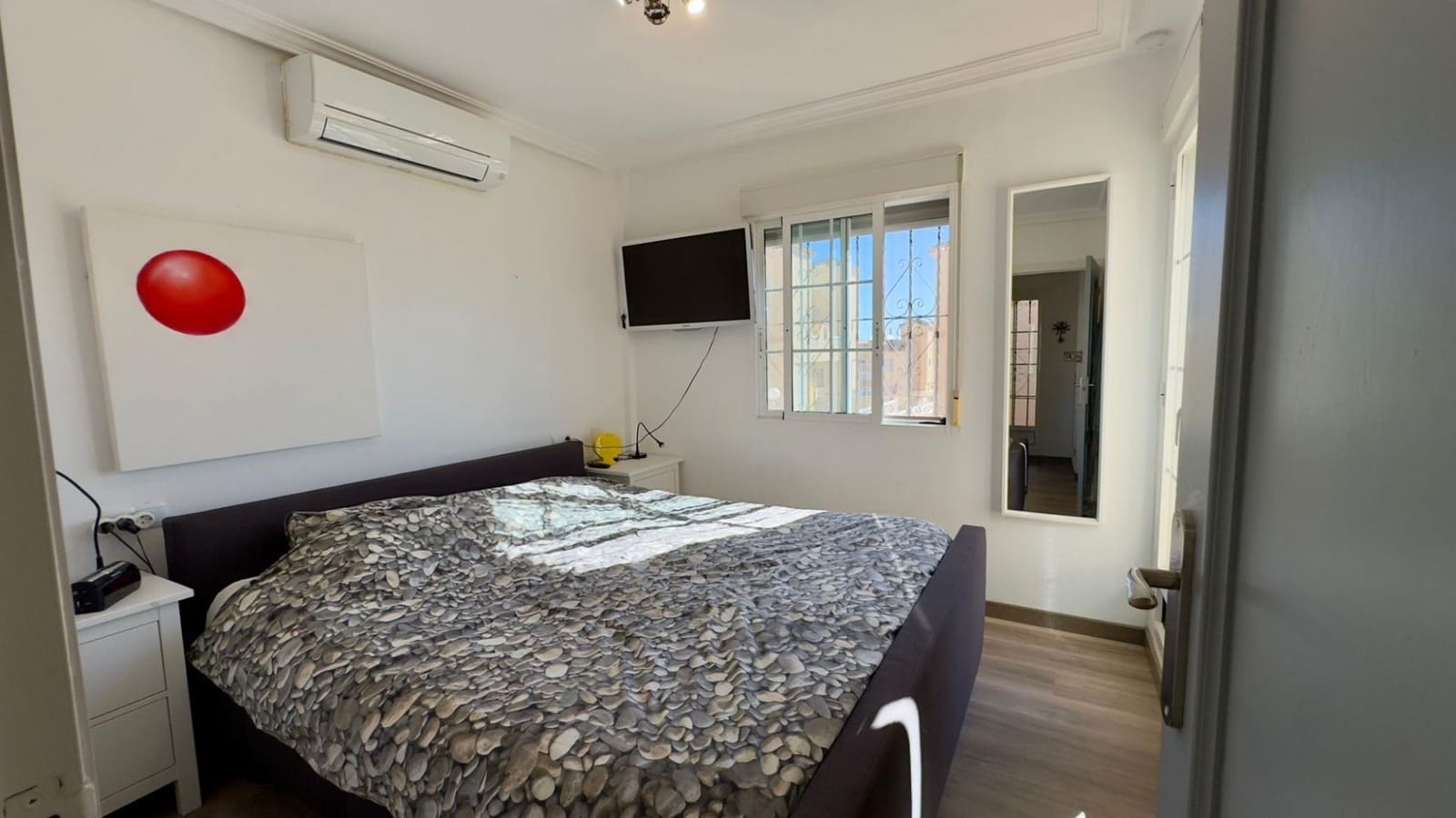 2 makuuhuone Huvila myytävänä paikassa Orihuela Costa mukana uima-altaan - 279 900 € (Ref: 9691068)