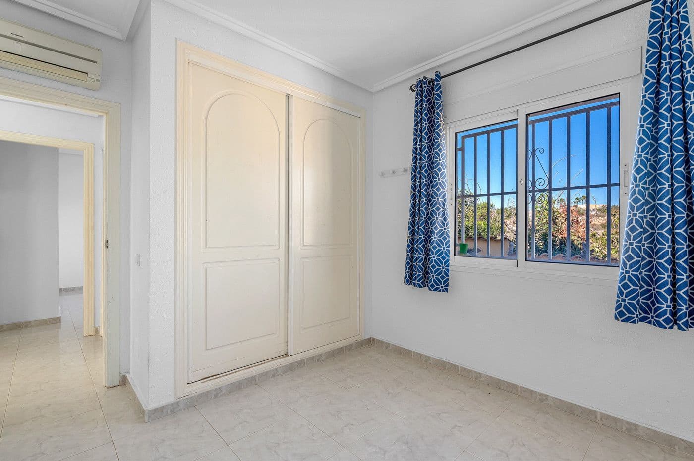 4 soverom Villa til salgs i Lo Pepin - € 349 000 (Ref: 9696262)