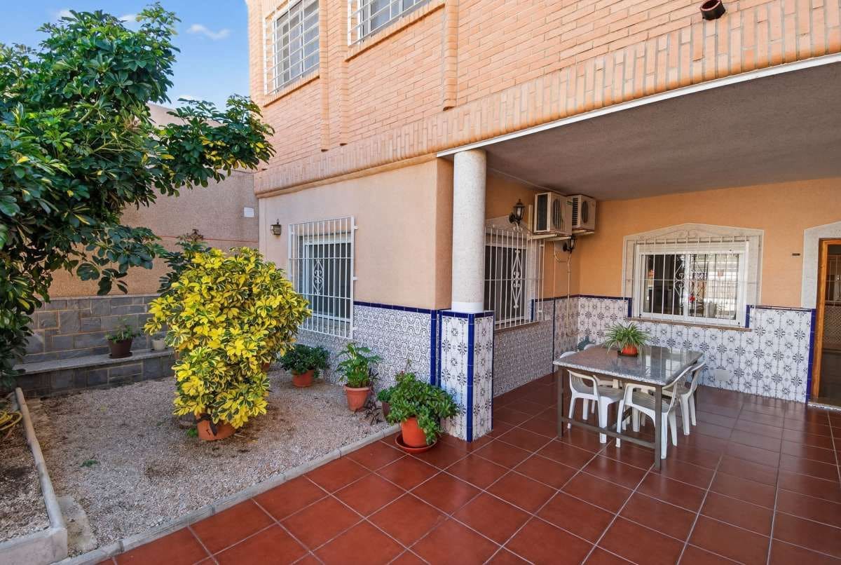 5 sovrum Villa till salu i Lo Pagan med garage - 299 990 € (Ref: 9698927)