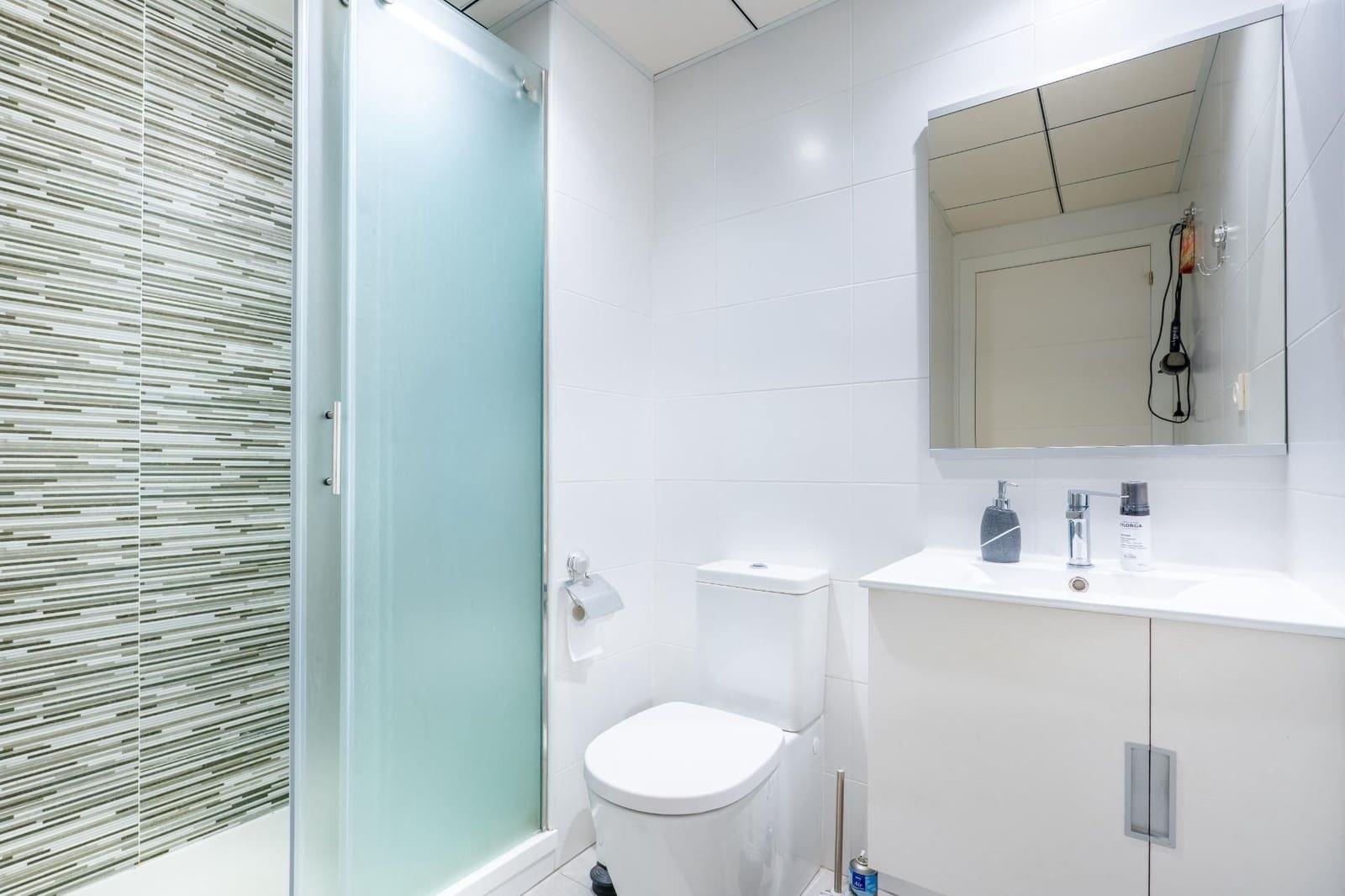 Apartamento de 2 habitaciones en Pilar de la Horadada en venta con piscina - 265.000 € (Ref: 9698936)