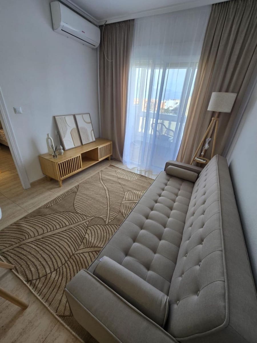 1 sovrum Lägenhet till salu i Torrevieja - 183 000 € (Ref: 9704968)