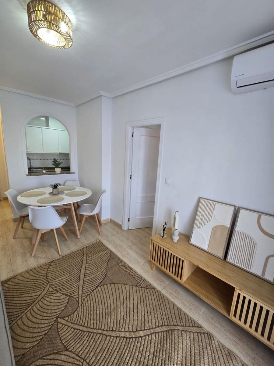 1 camera da letto Appartamento in vendita in Torrevieja - 183.000 € (Rif: 9704968)