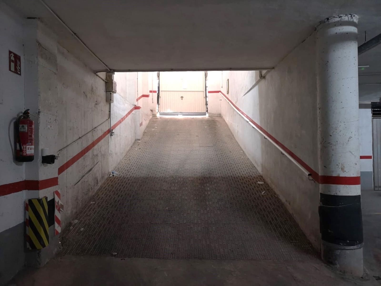 Garage for sale in Torrevieja - € 9,000 (Ref: 9707562)