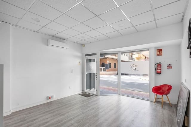 3 quarto Comercial para venda em Torrevieja - 127 260 € (Ref: 9715088)