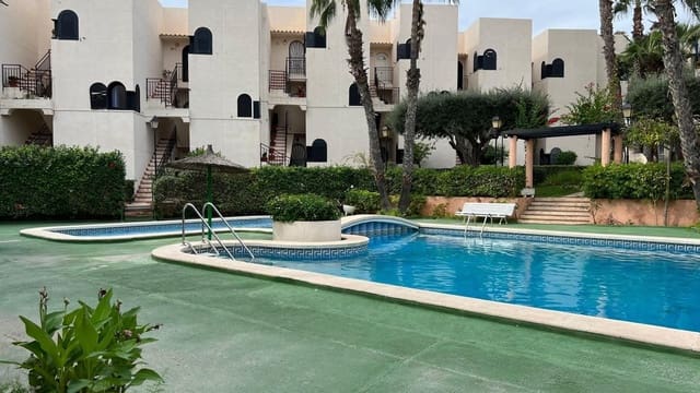 Apartamento de 2 habitaciones en Parque Acuático - Sector 25, Torrevieja en venta con piscina - 228.000 € (Ref: 9720147)